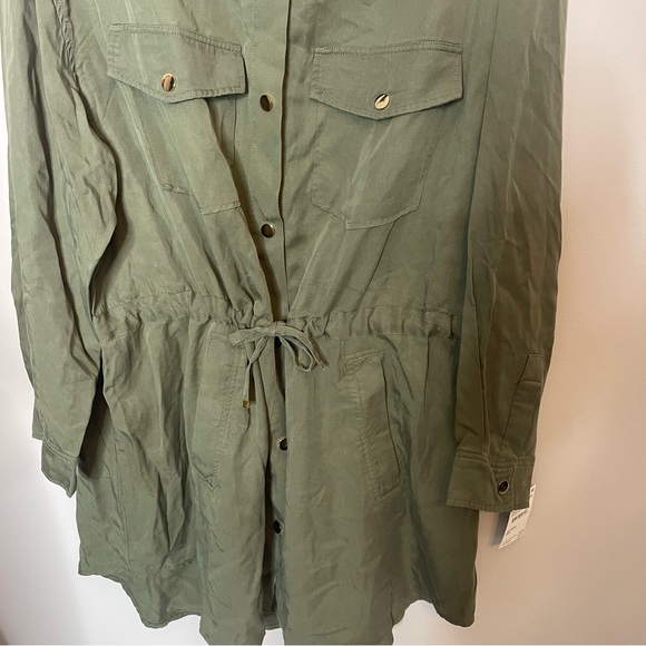 New Blank NYC GOOD and PLENTY GREEN SNAP FRONT BELTED DRESS XL - Picture 3 of 8